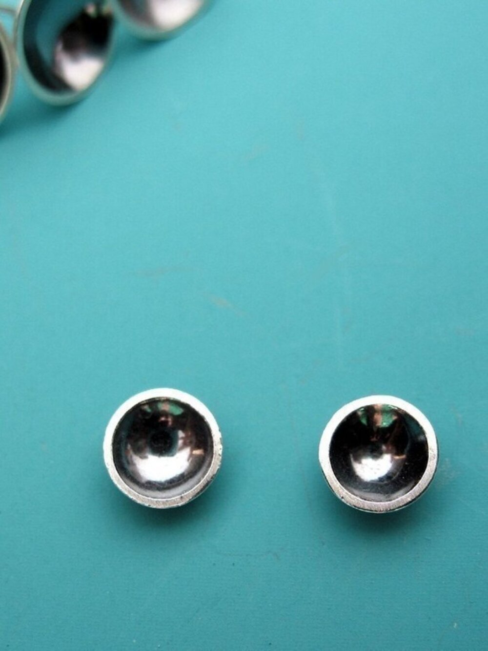 Petite Saucer Earrings